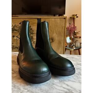 Burberry NWT Green/Black Women's Leather Chelsea Boots